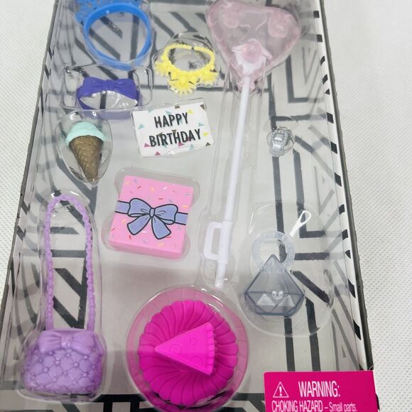 5 for $25| Barbie Storytelling Fashion Accessories Pack Happy Birthday Party - Picture 6 of 8